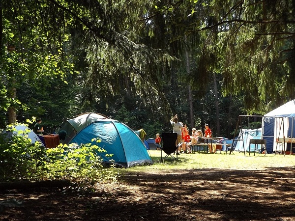 Participer à un séjour 18 à 25 ans en camping
