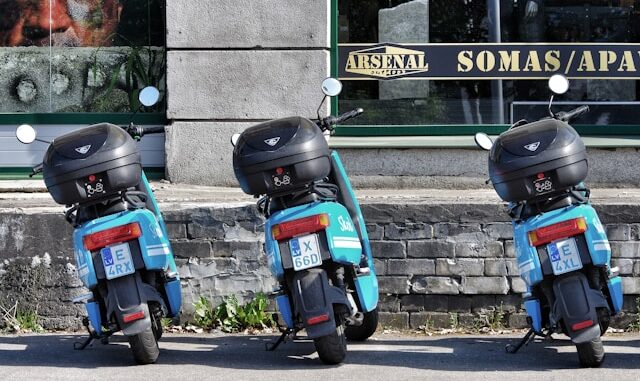 assurance scooter